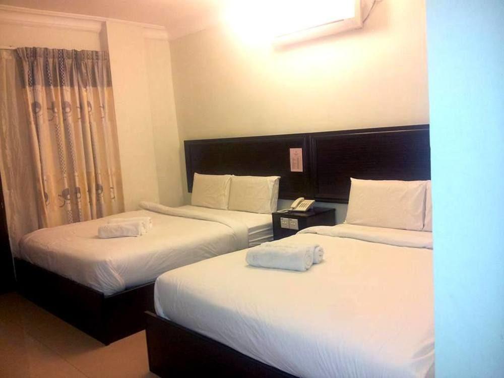 Hotel Bintang Indah Kota Bharu Exteriör bild
