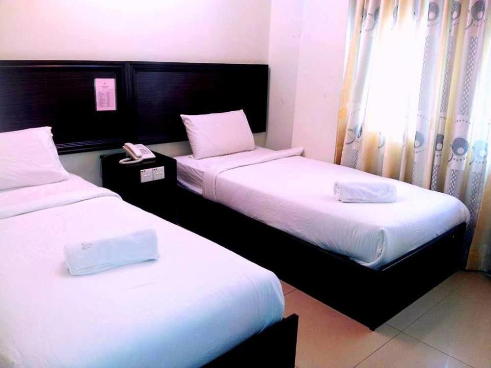 Hotel Bintang Indah Kota Bharu Exteriör bild