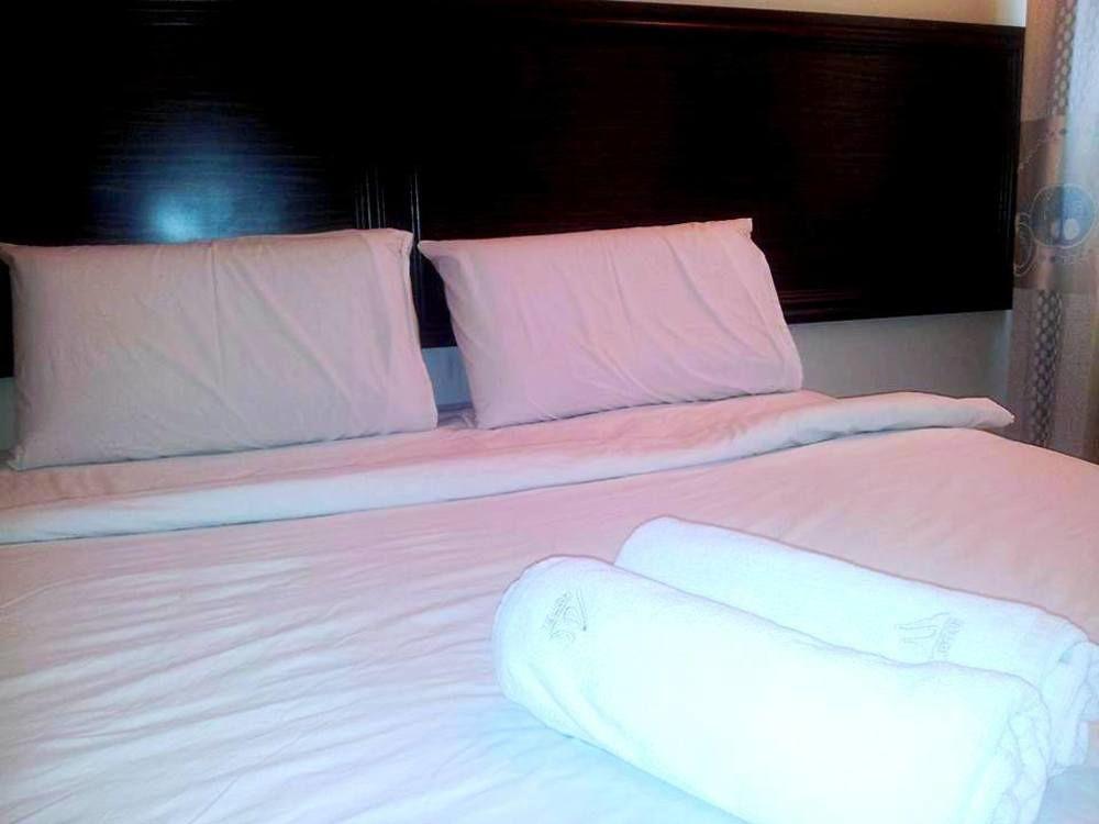Hotel Bintang Indah Kota Bharu Exteriör bild